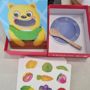 Ricevuto il Gioco di Simulazione dell'Alimentazione Montessori dal cliente A***a.