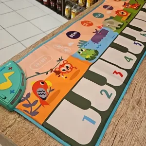 Ricevuto Tappetino da Pavimento con Suoni degli Animali dal cliente T*****x.