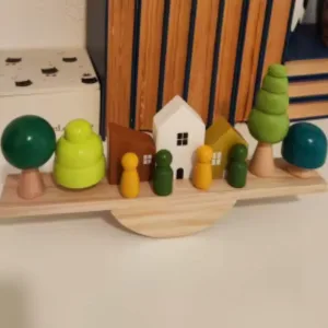 Ricevuto Giocattolo di Impilamento Montessori Blocchi di Legno dal cliente R***e.