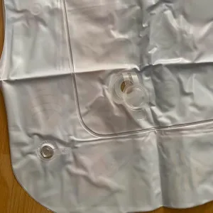 Ricevuto Tappetino Gonfiabile per il Gioco sull'Acqua da parte del cliente G**h.