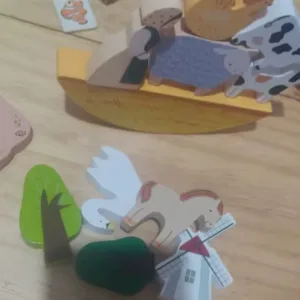 Ricevuto Giocattolo di Impilamento Montessori in Legno dai blocchi del cliente K**t.