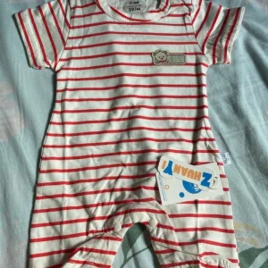 Ricevuto Baby Tutina a Manica Corta da cliente E******h.